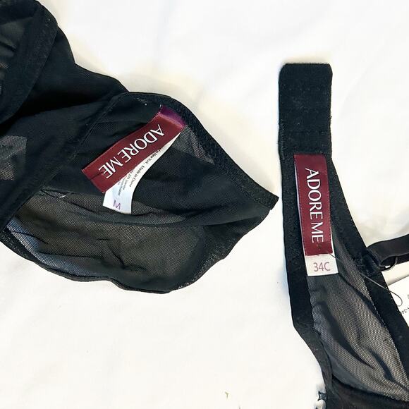 Lace Bra and Panty Set - Picture 2 of 4